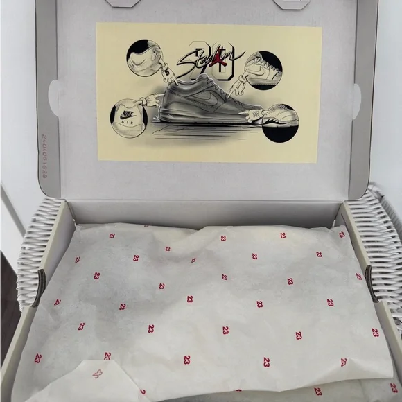 Men's - Jordan Stadium 90 - 10 - Picture 3 of 5